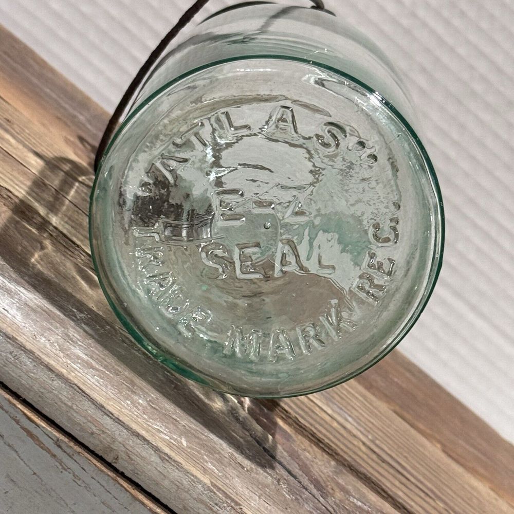 Vintage Atlas E-Z Seal Blue Glass Canning Jar‎ w/o Lid Quart - Bubbles! - Picture 8 of 11